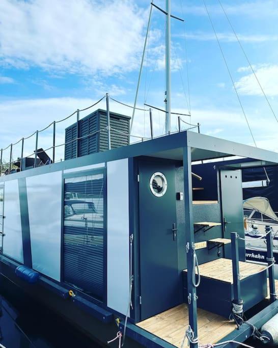 Ferienwohnung Premium Hausboot Trave Traum Lübeck Exterior foto